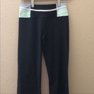 Lululemon Athletica straight leg leggings.